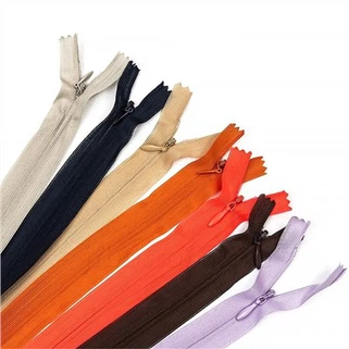 Zips Dofheicthe Do Chúiseanna