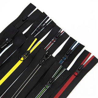 Zipper frithsheasmhach in uisce