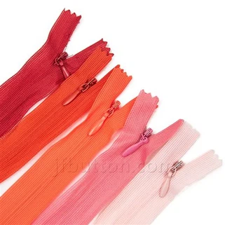 Zipper Dearg Dofheicthe
